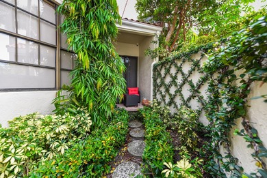 Beach Home For Sale in Boca Raton, Florida