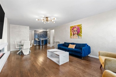 Beach Condo For Sale in Queens, New York