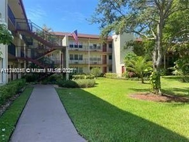 Beach Condo For Sale in Pembroke Pines, Florida