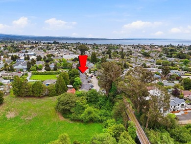 Beach Townhome/Townhouse For Sale in Santa Cruz, California