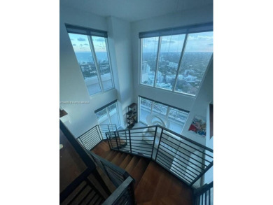 Beach Condo For Sale in Miami, Florida