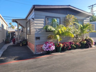 Beach Home For Sale in Costa Mesa, California