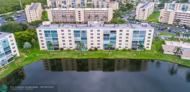 Beach Condo For Sale in Dania, Florida