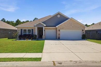 Beach Home For Sale in Ocean Springs, Mississippi