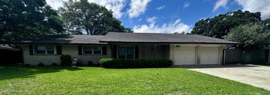 Beach Home Sale Pending in Long Beach, Mississippi
