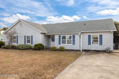 Beach Home For Sale in Atlantic Beach, North Carolina