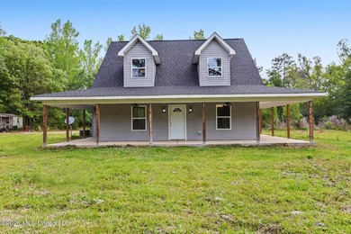Beach Home For Sale in Pass Christian, Mississippi