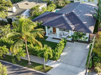 Beach Home For Sale in West Palm Beach, Florida