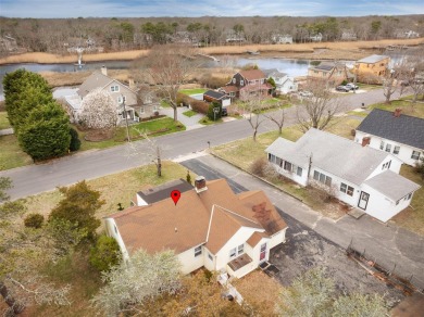 Beach Home Sale Pending in Westhampton, New York