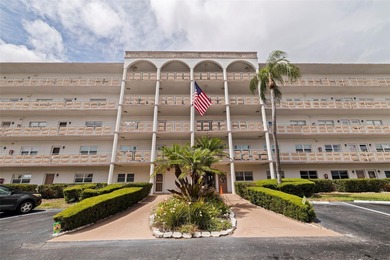 Beach Condo For Sale in St. Petersburg, Florida