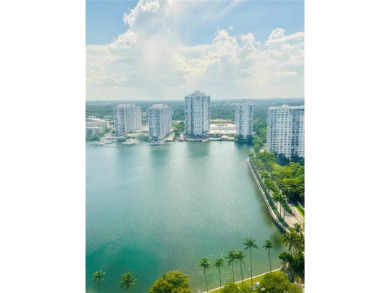 Beach Condo For Sale in Aventura, Florida