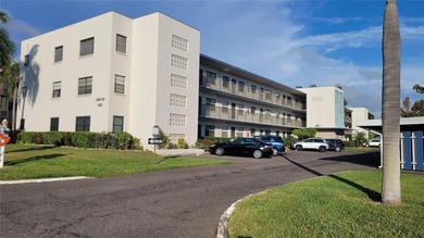 Beach Condo For Sale in St. Petersburg, Florida