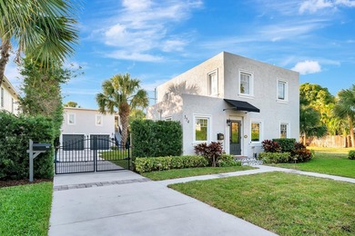 Beach Home For Sale in West Palm Beach, Florida