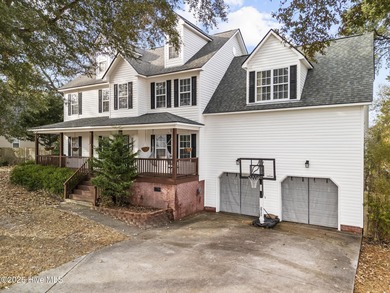Beach Home Active Under Contract in Sneads Ferry, North Carolina