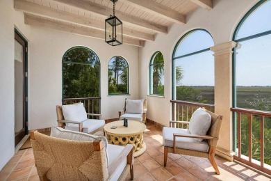 Beach Home For Sale in Saint Simons, Georgia