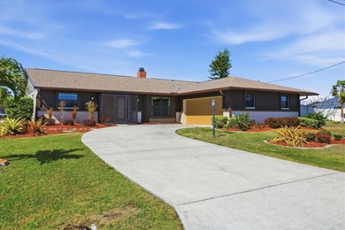 Beach Home For Sale in Port Charlotte, Florida