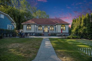 Beach Home For Sale in South Haven, Michigan