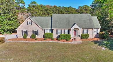 Beach Home For Sale in Shallotte, North Carolina