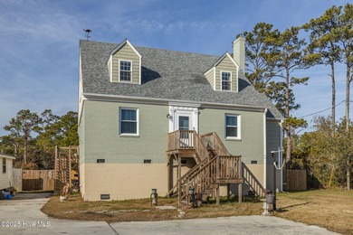 Beach Home For Sale in Beaufort, North Carolina