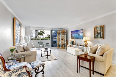 Beach Condo For Sale in West Palm Beach, Florida