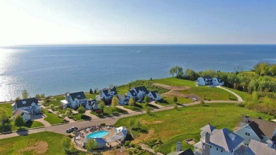 Beach Lot Sale Pending in South Haven, Michigan