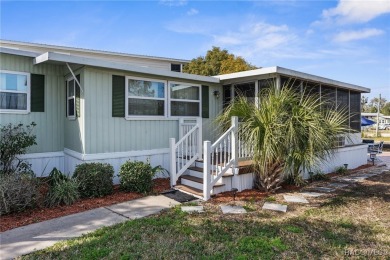 Beach Home For Sale in Homosassa, Florida