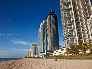 Beach Condo For Sale in Sunny Isles Beach, Florida