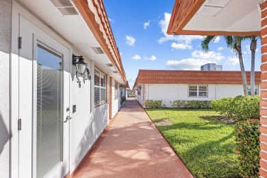 Beach Condo For Sale in Delray Beach, Florida