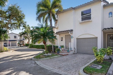 Beach Townhome/Townhouse For Sale in Lauderdale BY The Sea, Florida