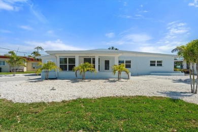 Beach Home For Sale in Bradenton, Florida