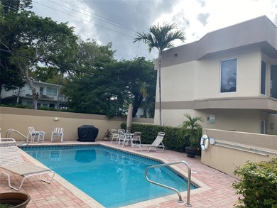 Beach Condo For Sale in Fort Lauderdale, Florida