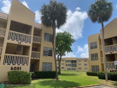 Beach Condo For Sale in Tamarac, Florida