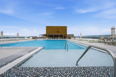 Beach Condo Active Under Contract in Fort Lauderdale, Florida