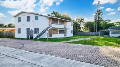 Beach Townhome/Townhouse For Sale in Delray Beach, Florida
