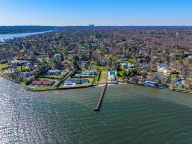 Beach Lot For Sale in Great Neck, New York