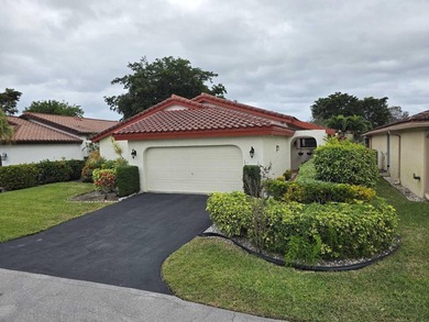 Beach Home For Sale in Boynton Beach, Florida