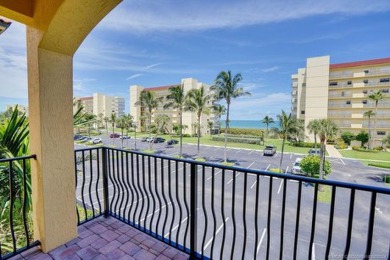 Beach Condo Sale Pending in Jensen Beach, Florida