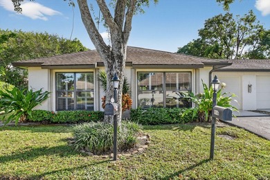 Beach Home For Sale in Boynton Beach, Florida