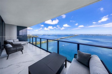 Beach Condo For Sale in Miami, Florida