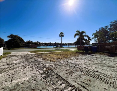 Beach Lot For Sale in St. Petersburg, Florida