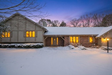 Beach Home For Sale in Cedarburg, Wisconsin