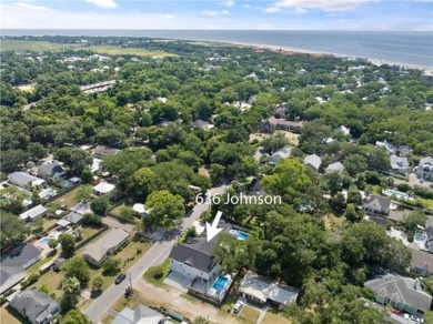 Beach Home For Sale in Saint Simons, Georgia