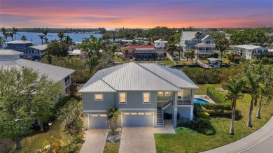 Beach Home For Sale in Palmetto, Florida