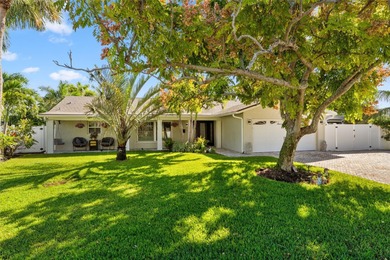 Beach Home For Sale in St. Petersburg, Florida