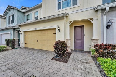 Beach Townhome/Townhouse For Sale in Hollywood, Florida