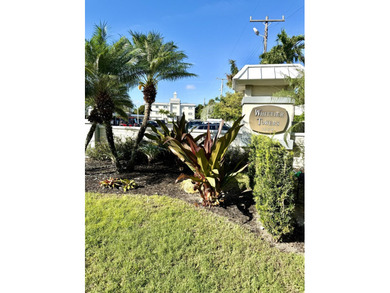 Beach Condo For Sale in Lauderdale BY The Sea, Florida