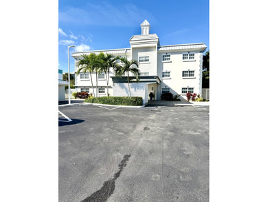 Beach Condo For Sale in Lauderdale By The Sea, Florida