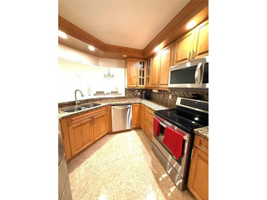 Beach Condo For Sale in Sunrise, Florida
