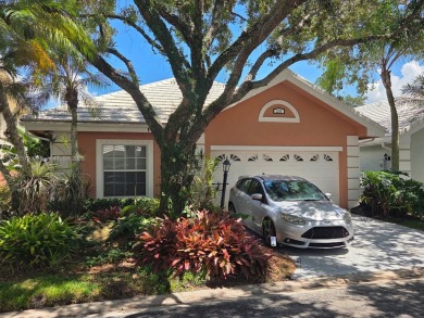 Beach Home For Sale in Palm Beach Gardens, Florida