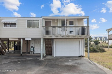Beach Townhome/Townhouse For Sale in Atlantic Beach, North Carolina